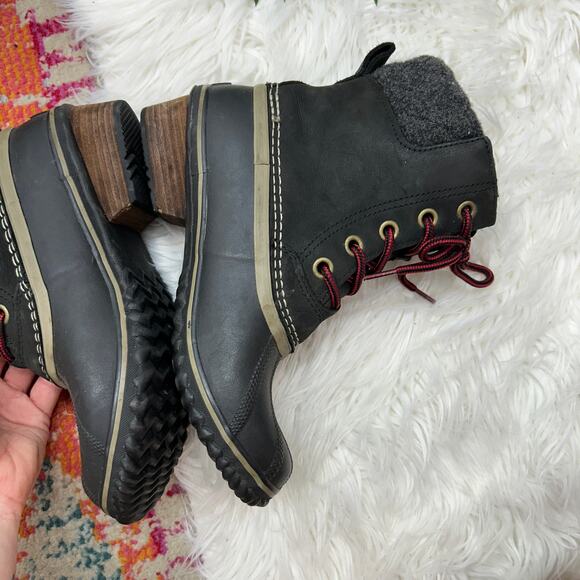 Sorel Black Lace Leather Slimpack II Waterproof Duck Boot Bootie Winter 8 Snow - Picture 6 of 9